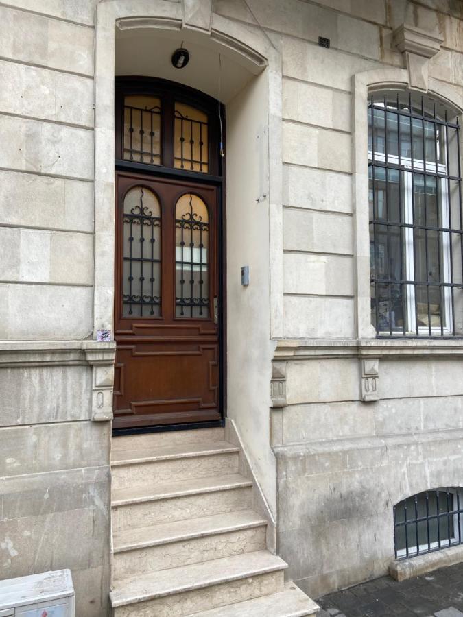 Baku Home Hostel Exteriör bild