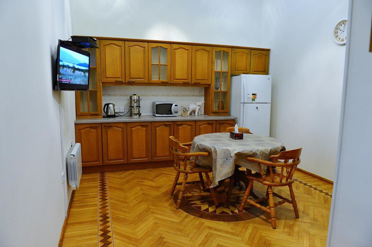 Baku Home Hostel Exteriör bild
